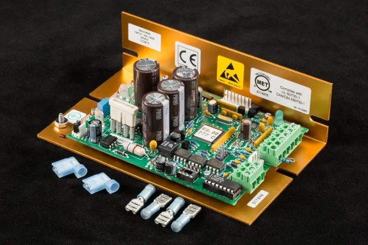 美国 TE Technology TC-36-25-RS232-UL 带 RS232 接口的 UL 温度控制器，TE Technology 元锤OneHammer 进口采购报价